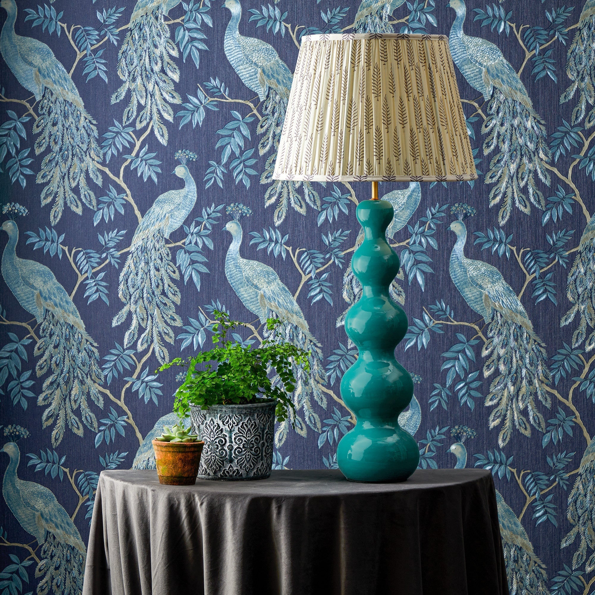 Larger Wobster table lamp in turquoise lacquered wood