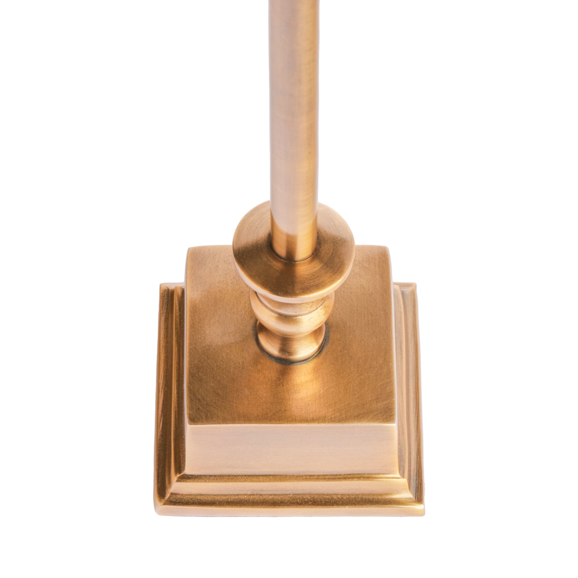 Oisin table lamp in antique brass finish