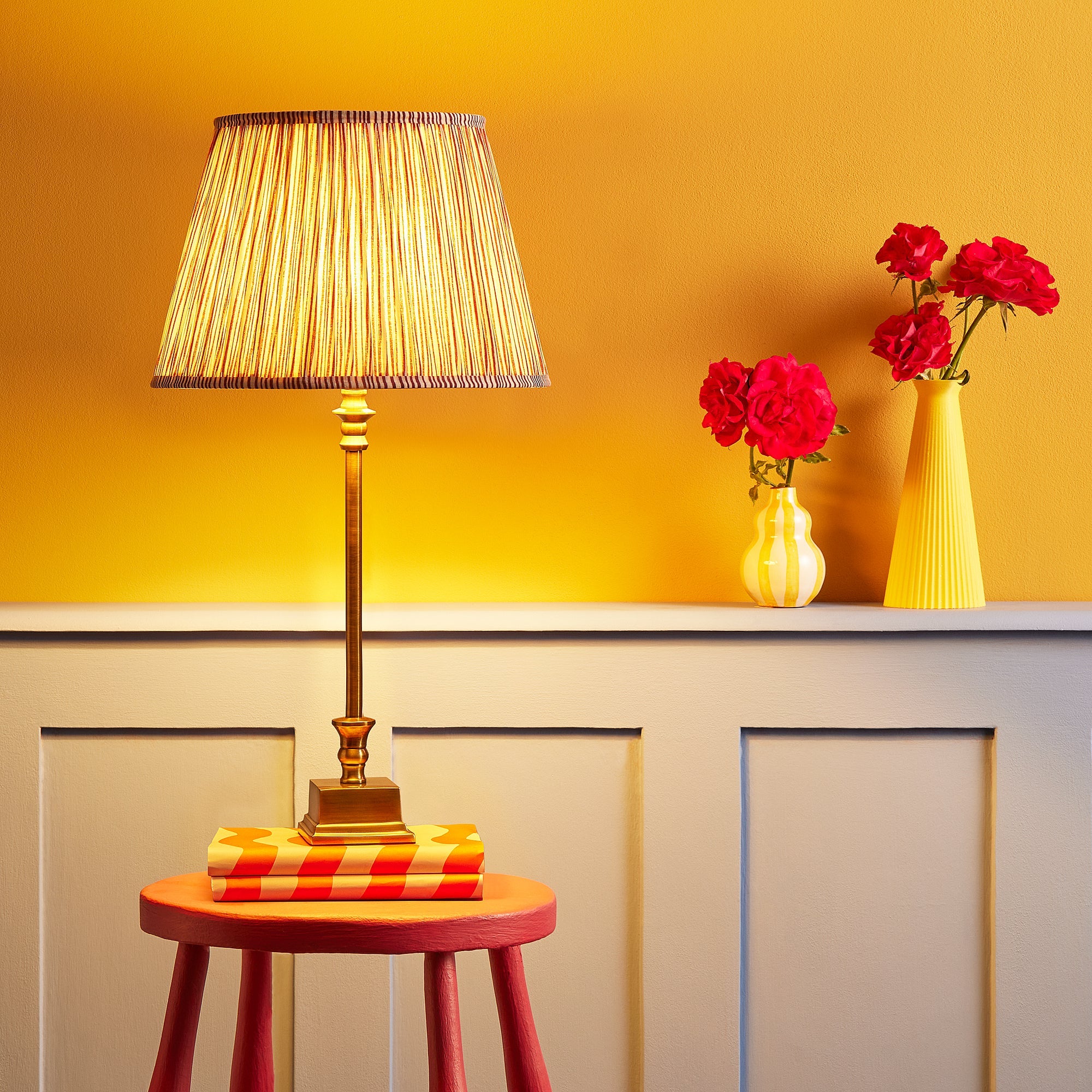 Oisin table lamp in antique brass finish