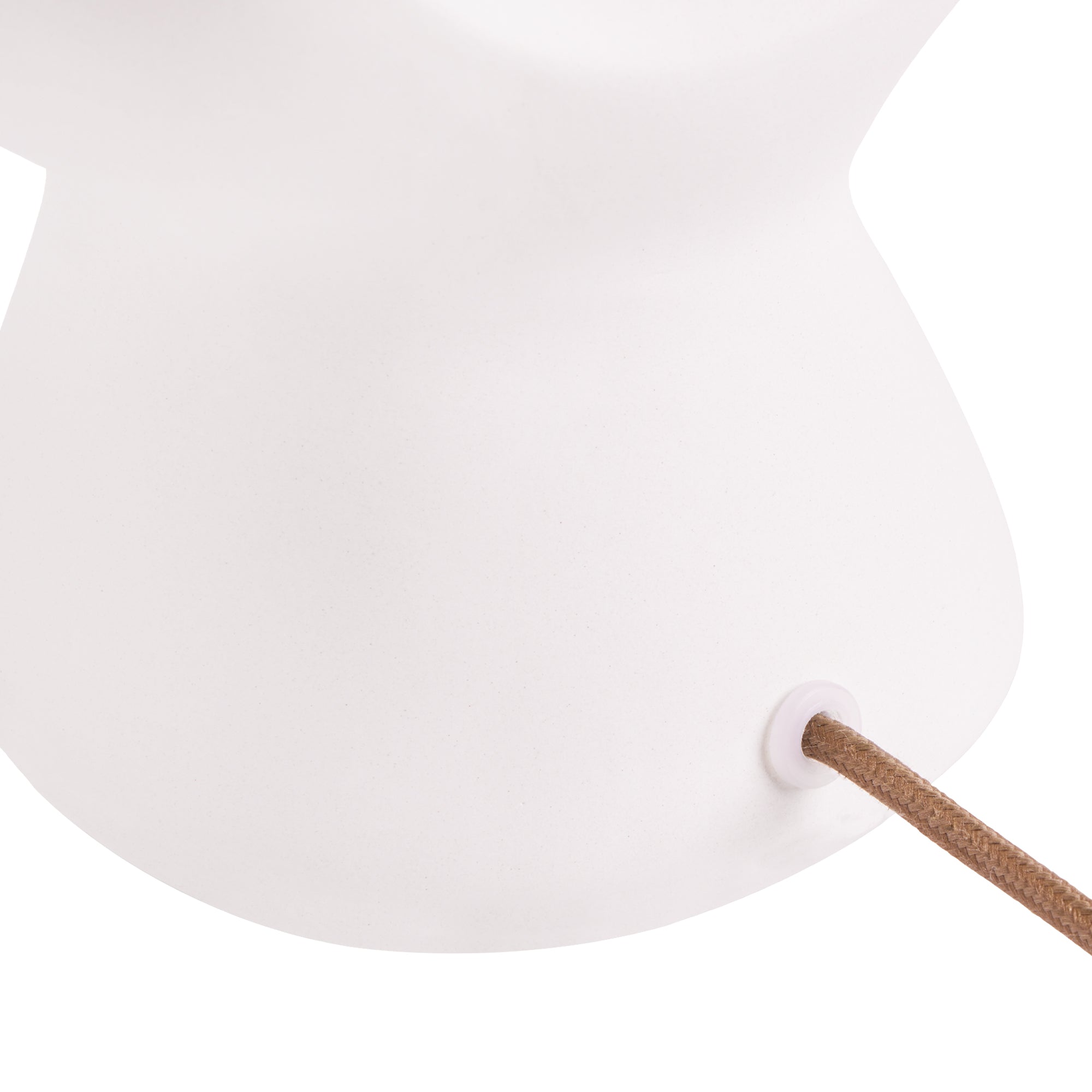 Sacha table lamp in matte white