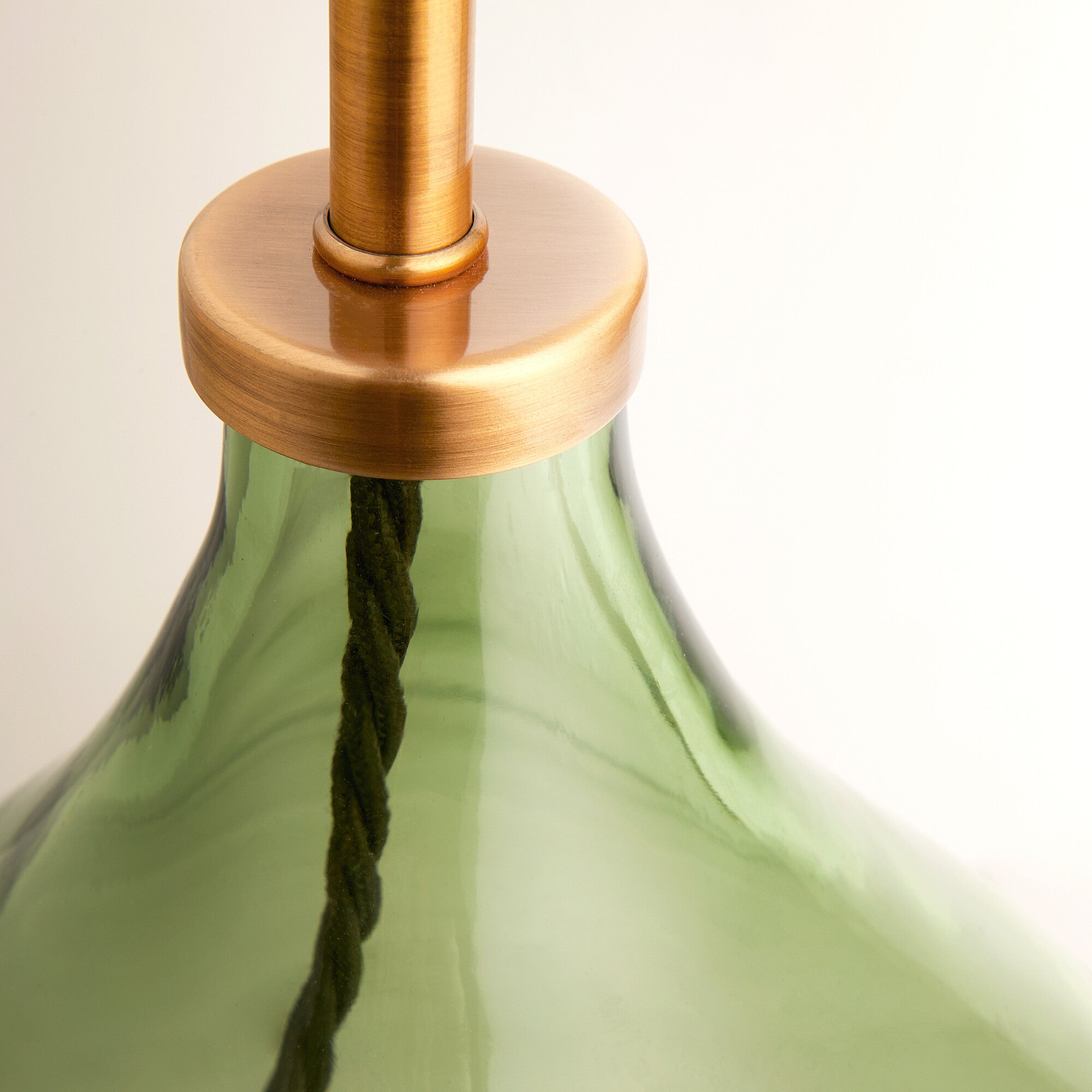 Kardish table lamp in green glass
