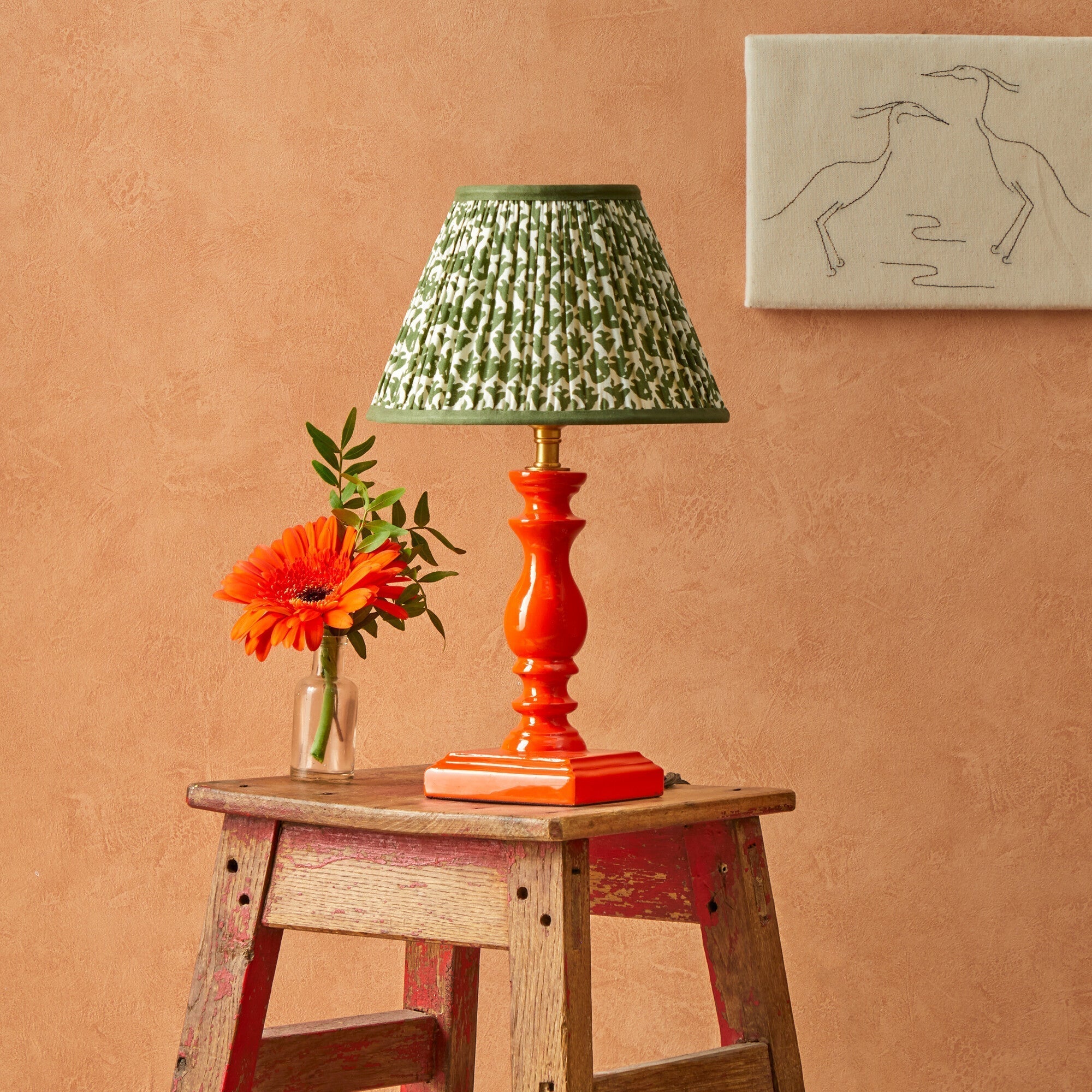 Wilma table lamp in orange