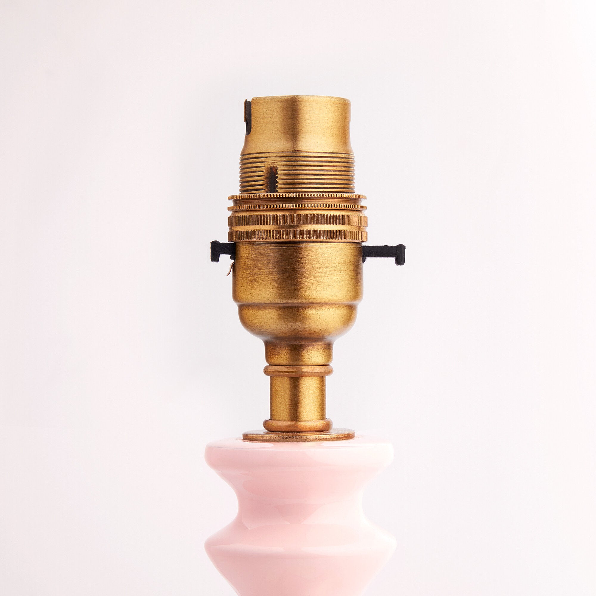 Wilma table lamp in pale pink