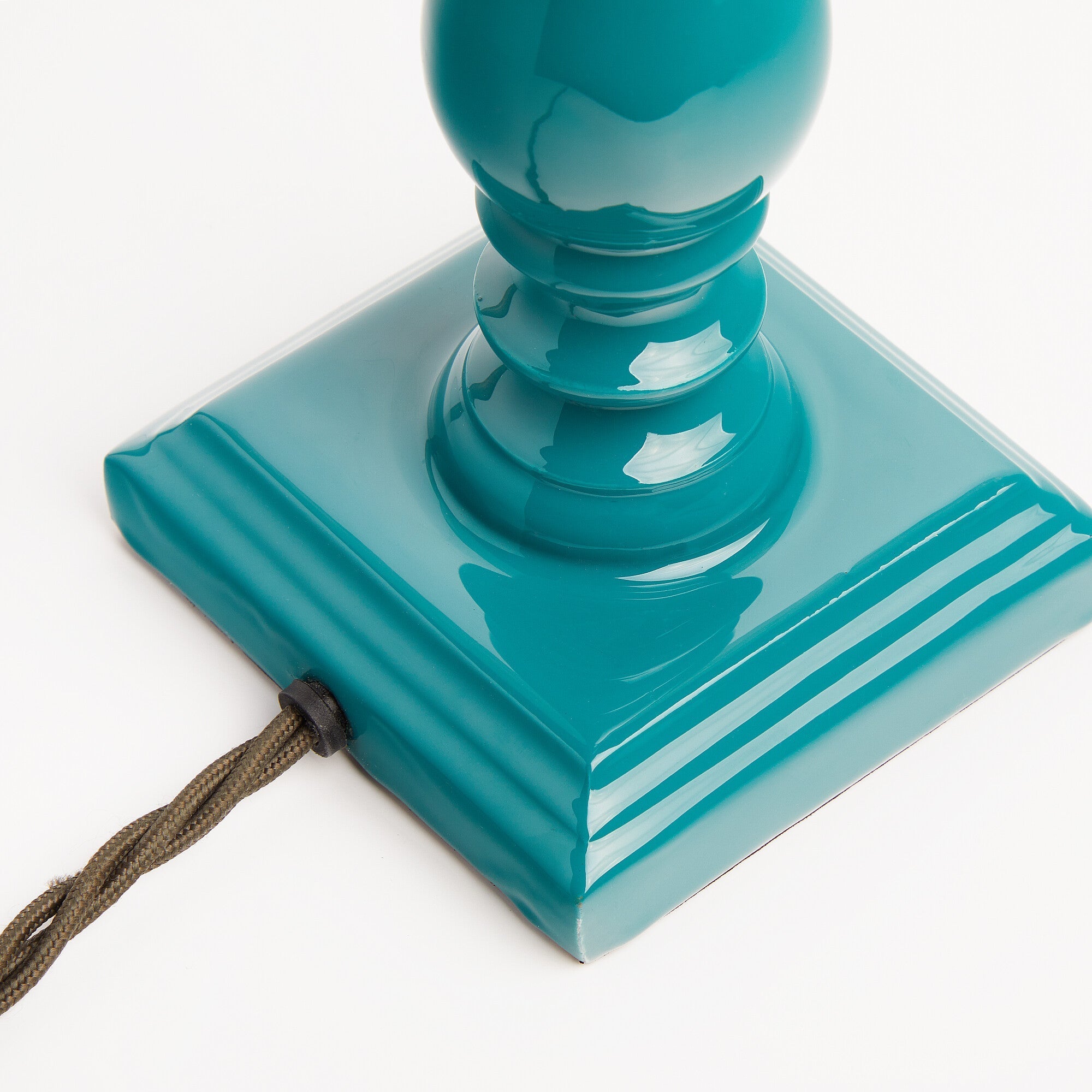 Wilma table lamp in turquoise