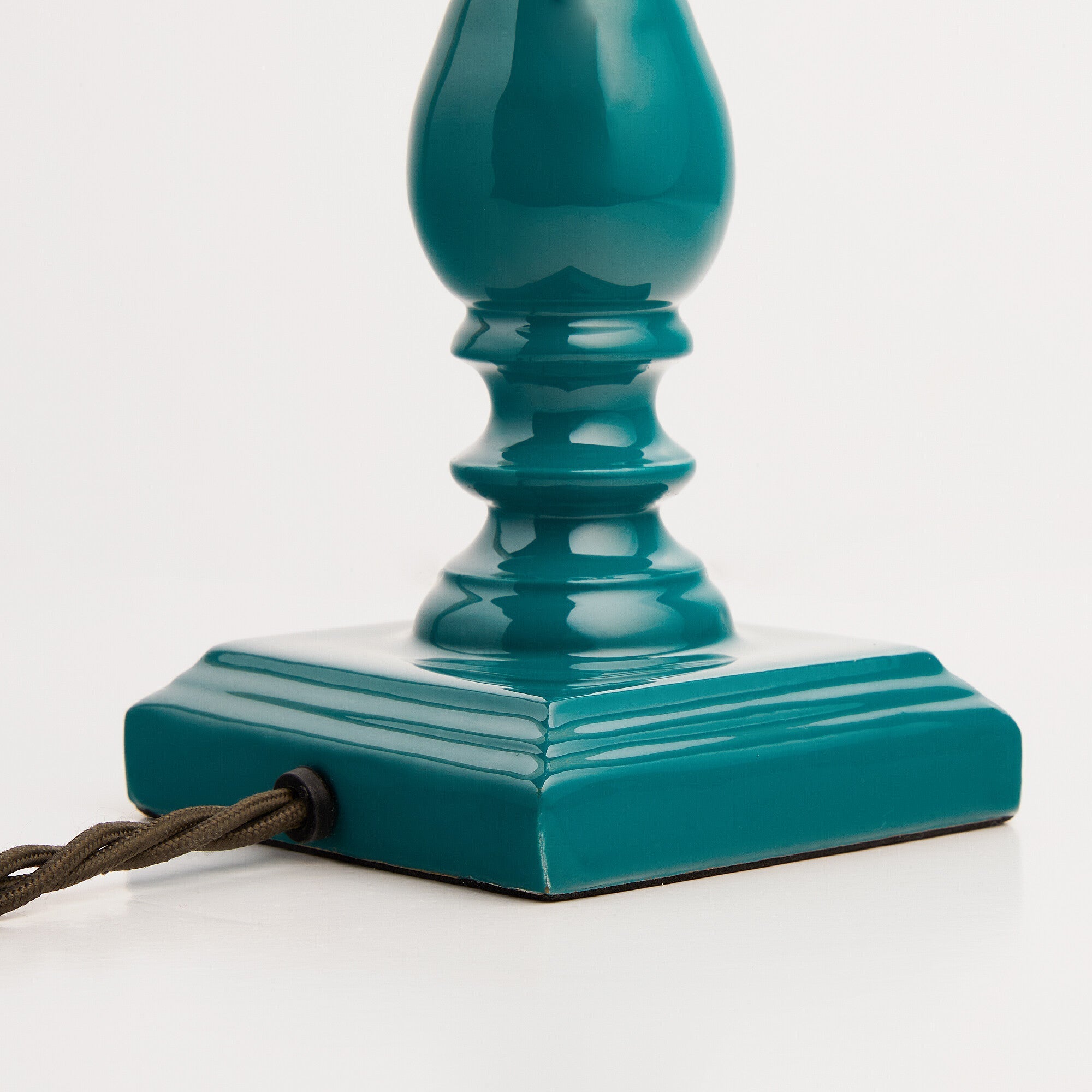 Wilma table lamp in turquoise